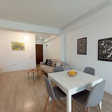 Art Penthouse Lägenhet